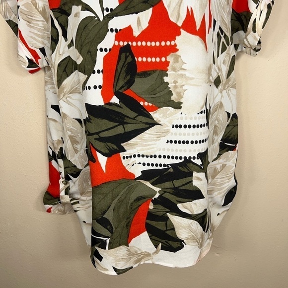 MEDIUM CALVIN KLEIN TROPICAL PRINT SHORT SLEEVE BLOUSE BEIGE RED GREEN LEAF - Picture 4 of 12